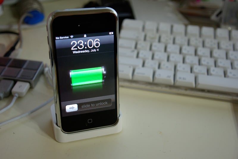 iPhone01.jpg