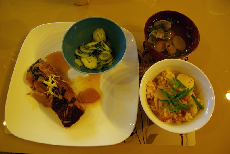 Lunch02.jpg