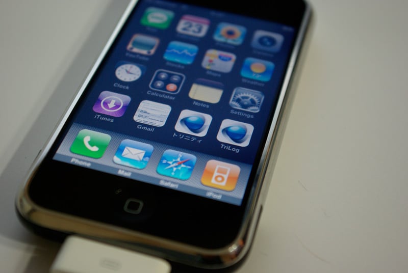 iPhone01.jpg