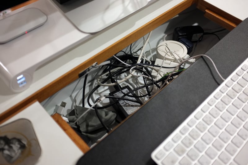 Desk06.jpg