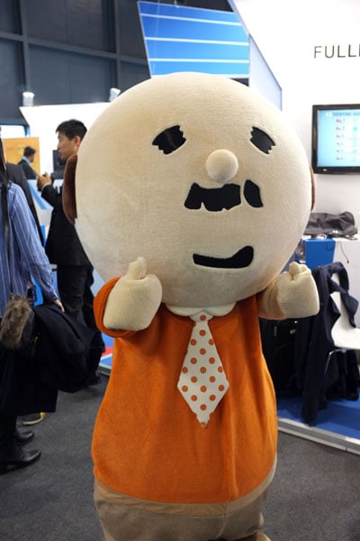 MWC02.jpg