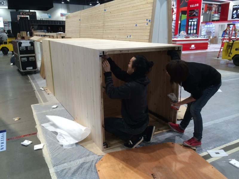 Booth02.jpg