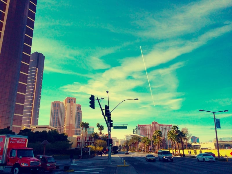 LV01.jpg