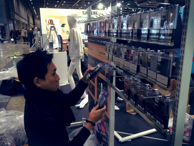 Giftshow01.jpg