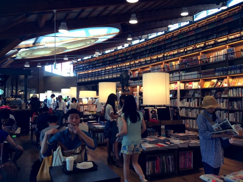 Library04.jpg
