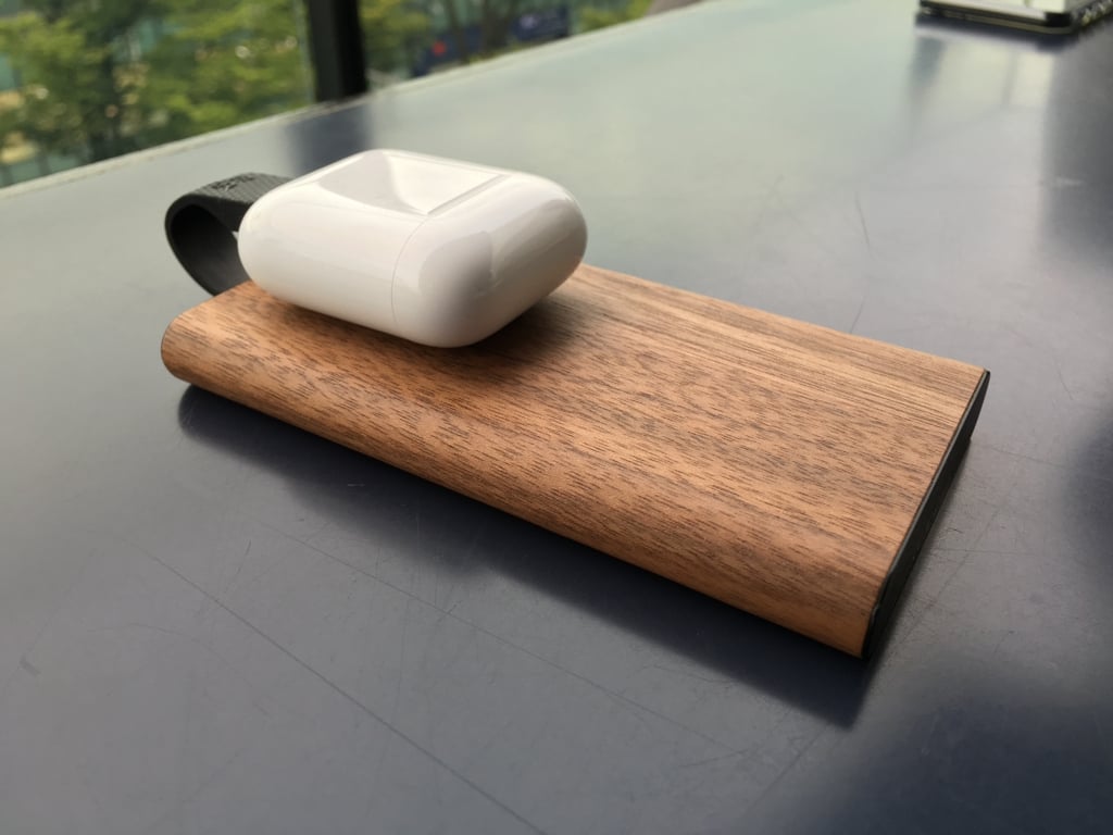 AirPods02.jpg
