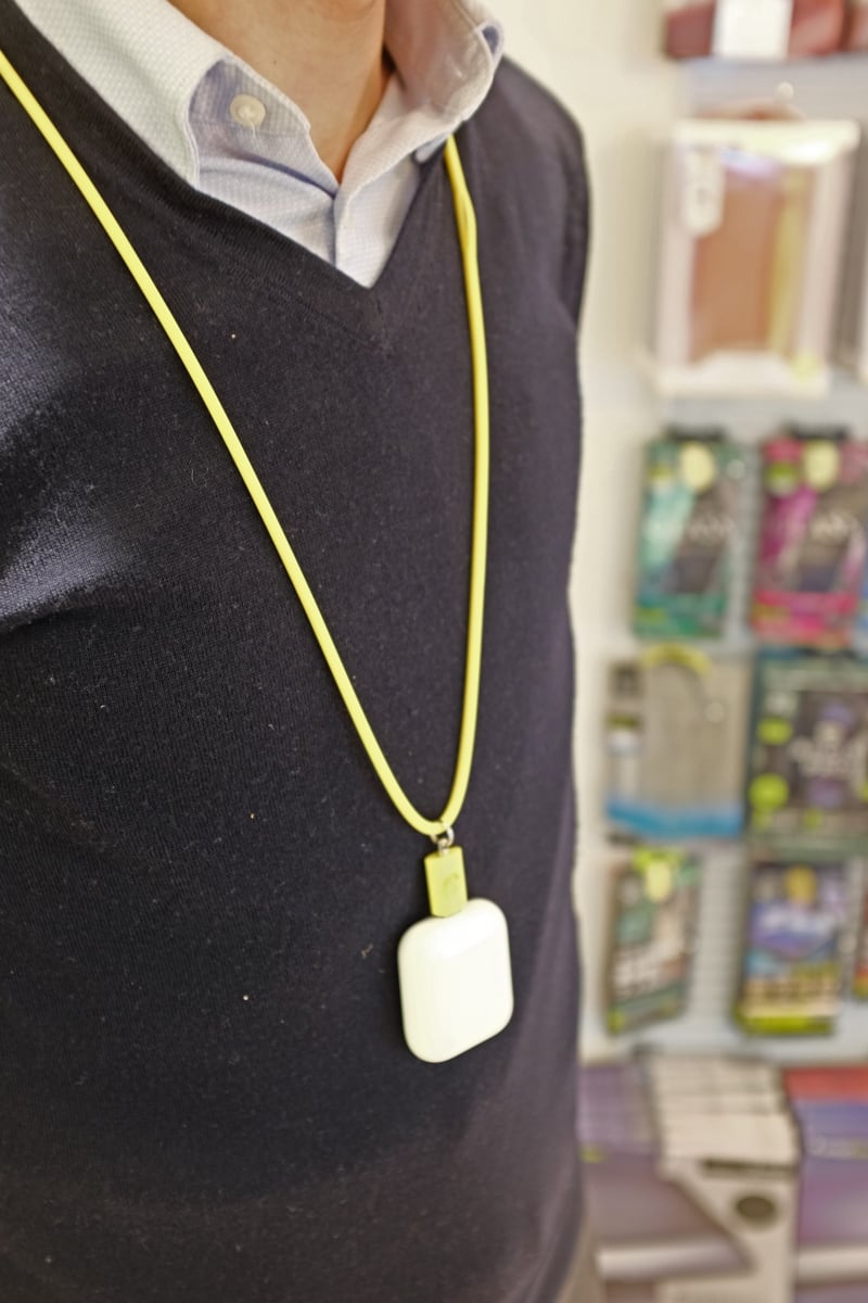AirPods02.jpg