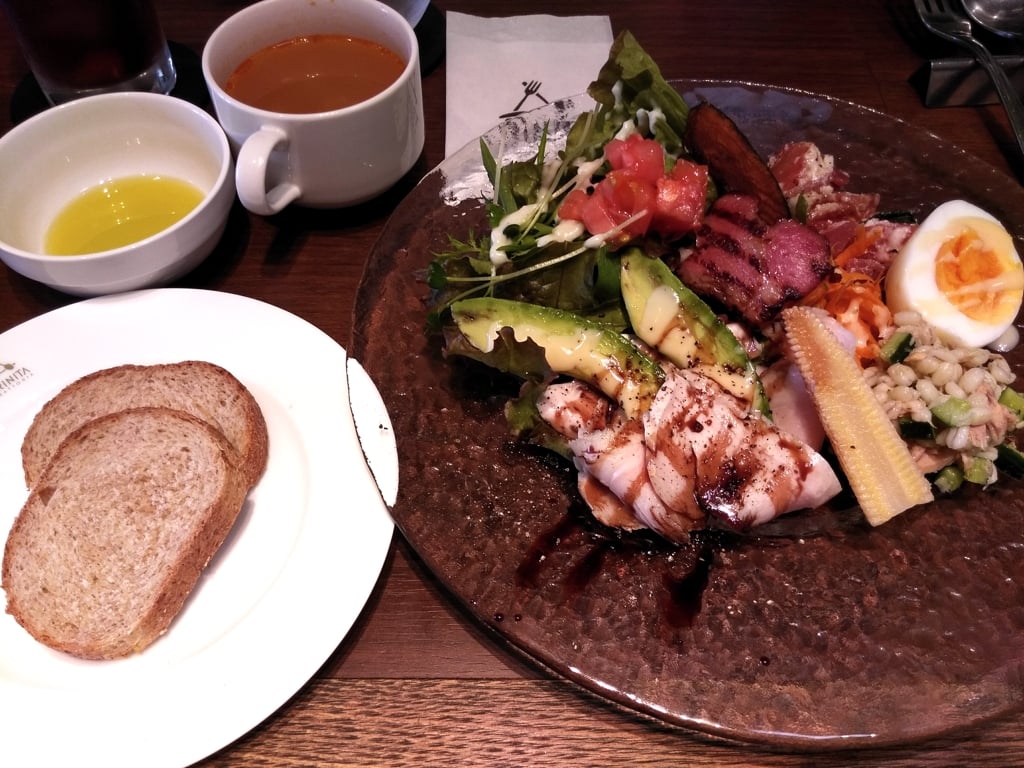 Salad02.jpg