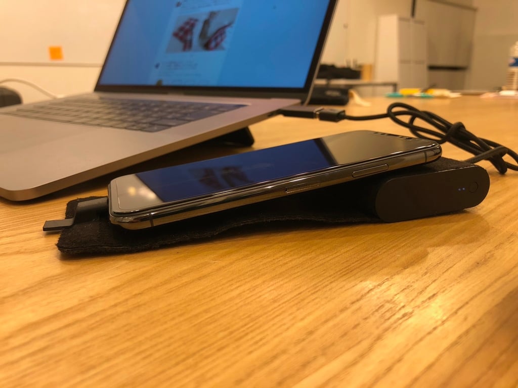 ROLLDOCK01.jpg