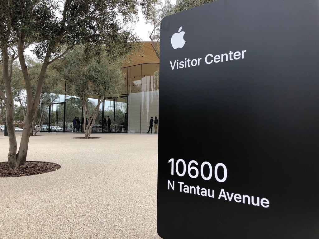 Apple_03.jpg