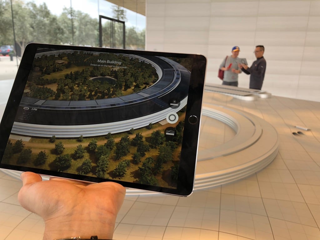 Apple_04.jpg