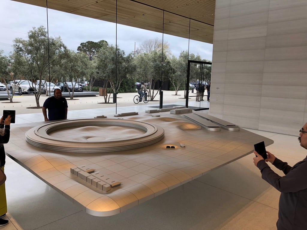 Apple_07.jpg