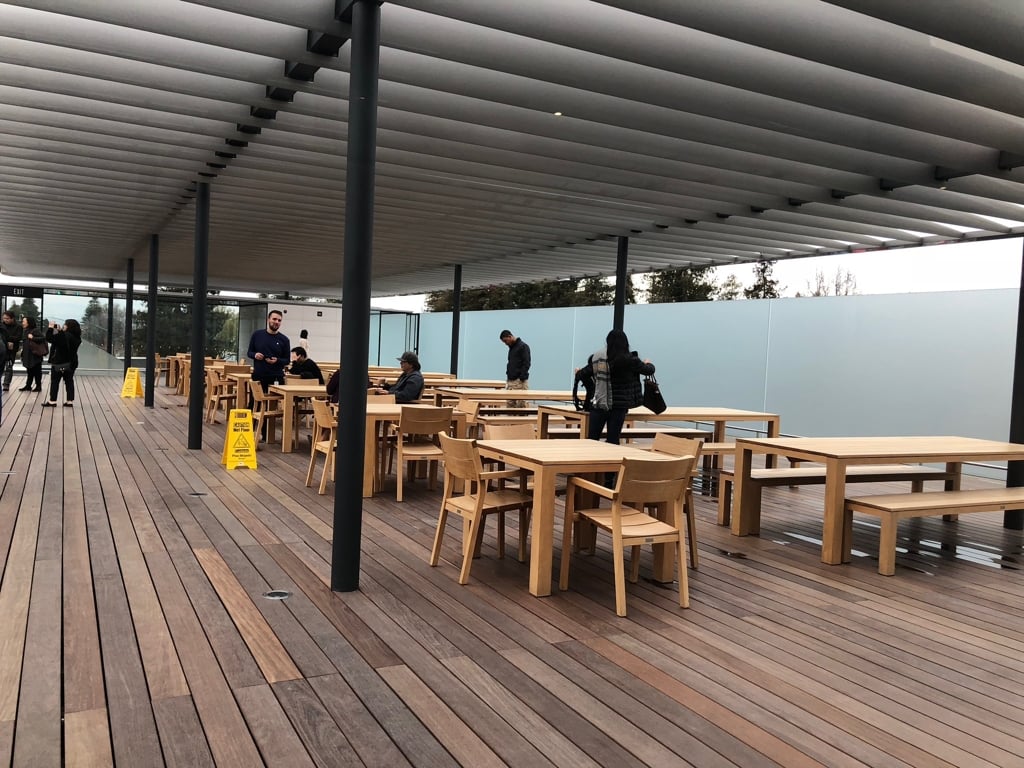 Apple41.jpg
