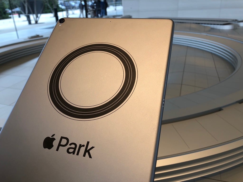 Apple_05.jpg