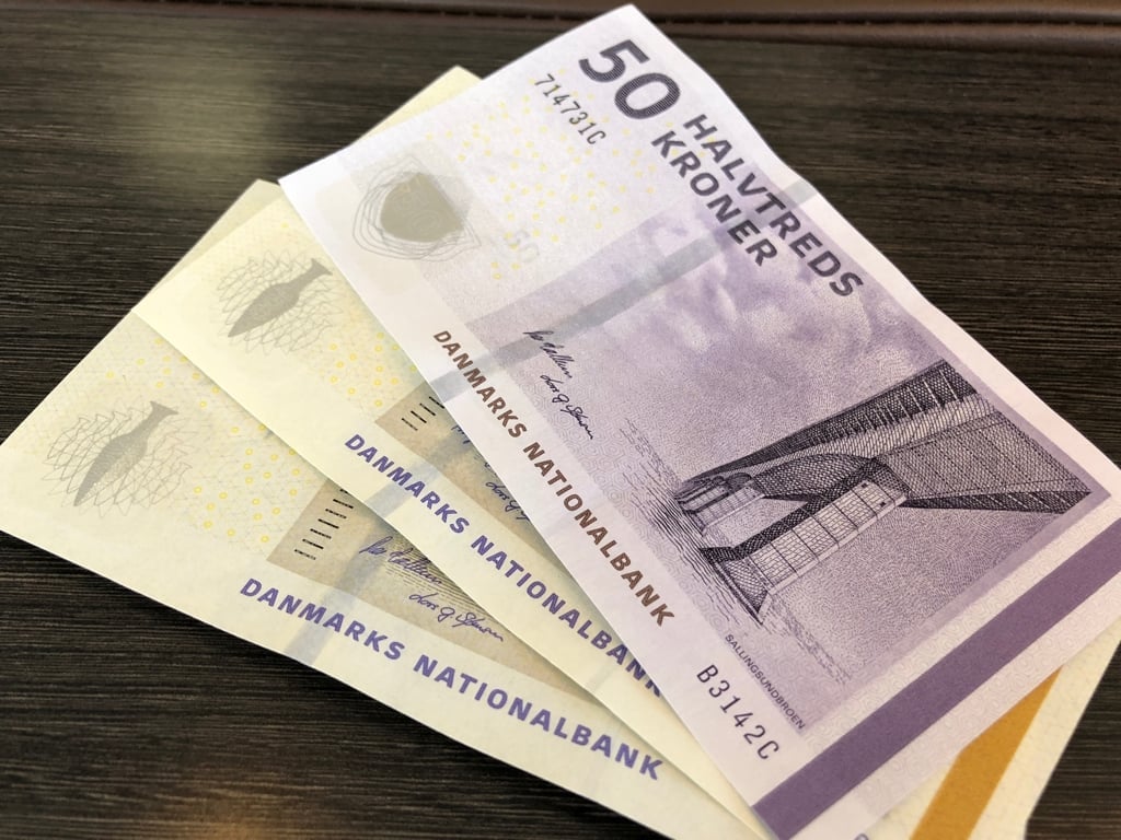 Money01.jpg