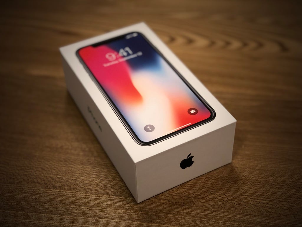 iPhone01.jpg