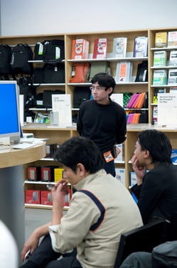 AppleBU06.jpg