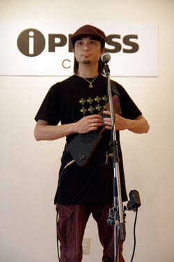 Live06.jpg