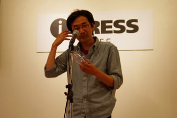 Live12.jpg