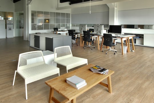 about_bluelounge_004.jpg