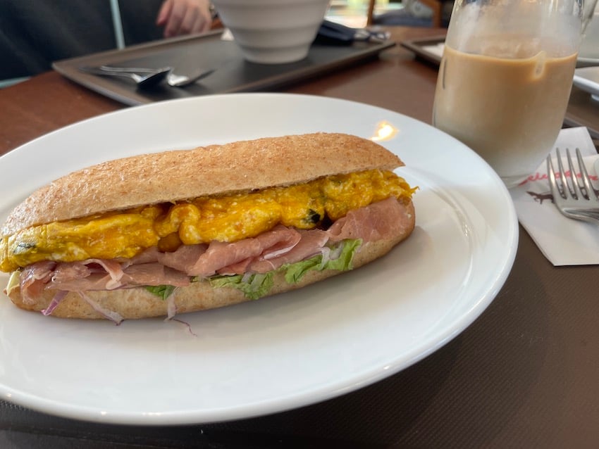 04_lunch.jpg
