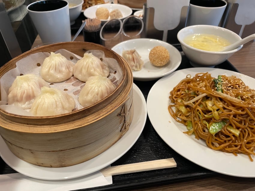 04_lunch.jpg